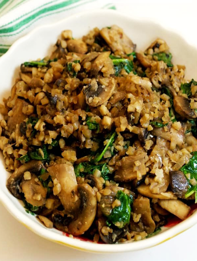 Low Carb Mushroom and Spinach Cauliflower Rice - Simplykitch